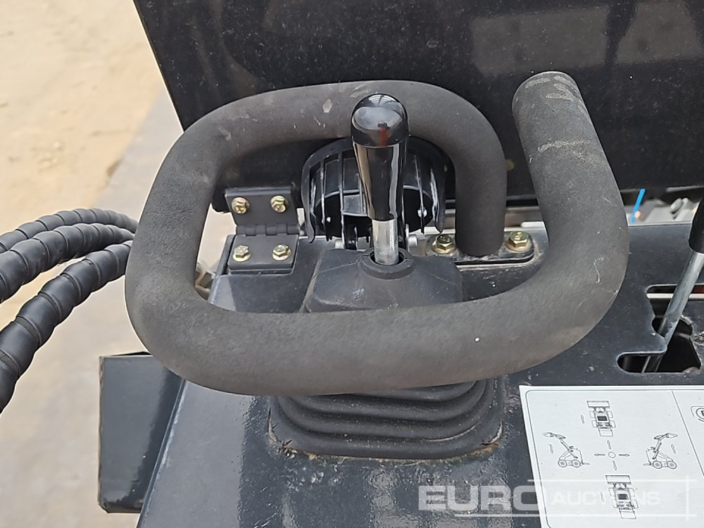 Mini chargeuse 2024 Huawai JW480: photos 34