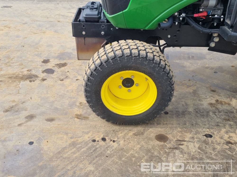 Micro tracteur 2024 John Deere 2026R: photos 9