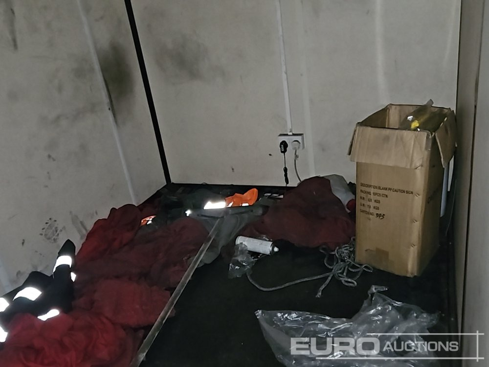 Conteneur maritime 30' x 9' Containerised Office (Cannot Be Reconsigned): photos 15