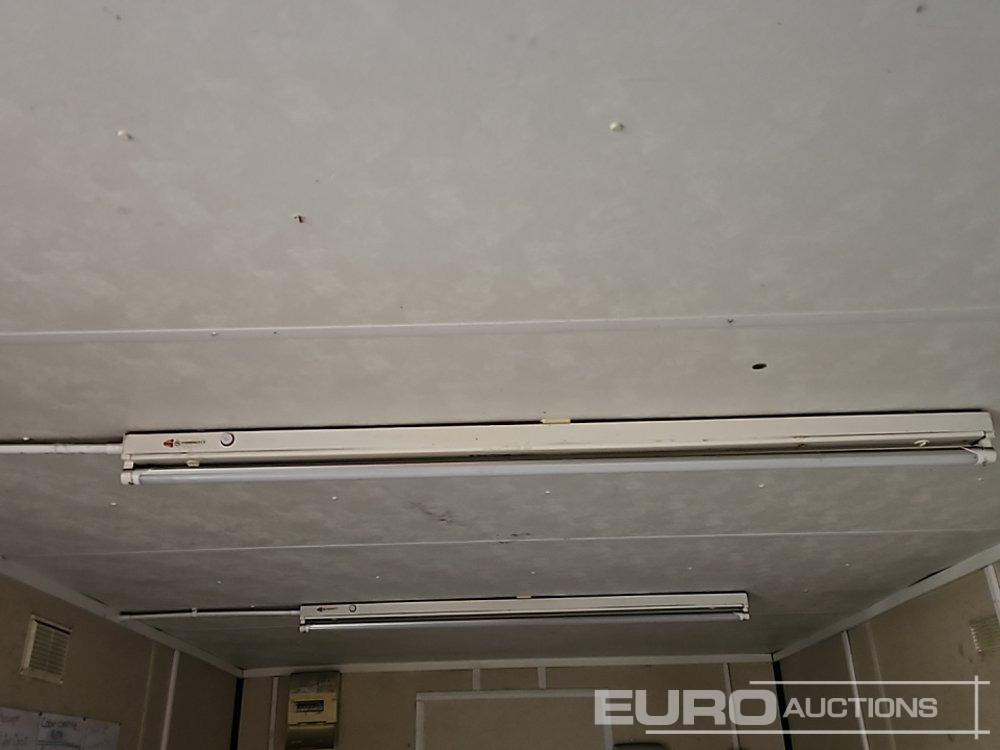 Conteneur maritime 30' x 9' Containerised Office (Cannot Be Reconsigned): photos 7