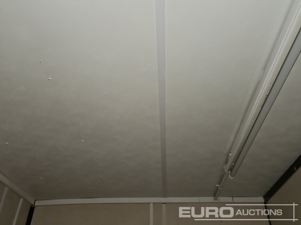 Conteneur maritime 30' x 9' Containerised Office (Cannot Be Reconsigned): photos 18