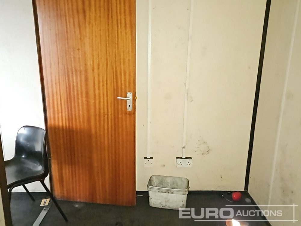 Conteneur maritime 30' x 9' Containerised Office (Cannot Be Reconsigned): photos 19