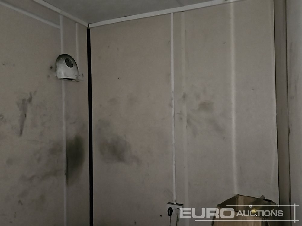 Conteneur maritime 30' x 9' Containerised Office (Cannot Be Reconsigned): photos 16