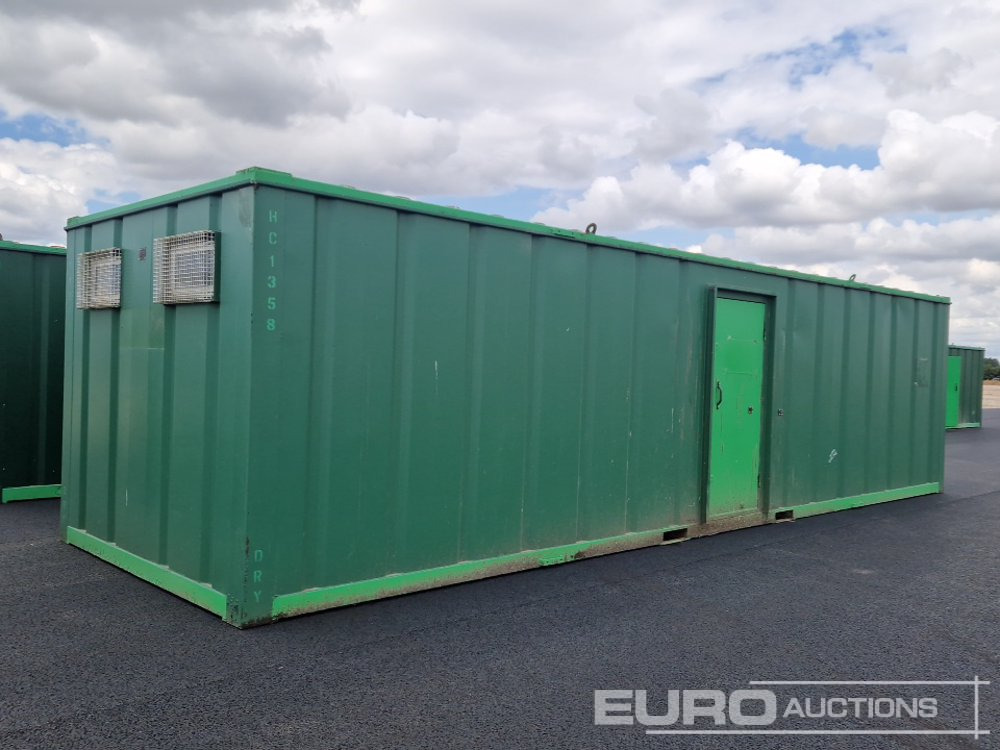 32' x 10' Drying Room (Cannot Be Reconsigned) - Conteneur maritime: photos 1 32' x 10' Drying Room (Cannot Be Reconsigned) - Conteneur maritime: photos 1
