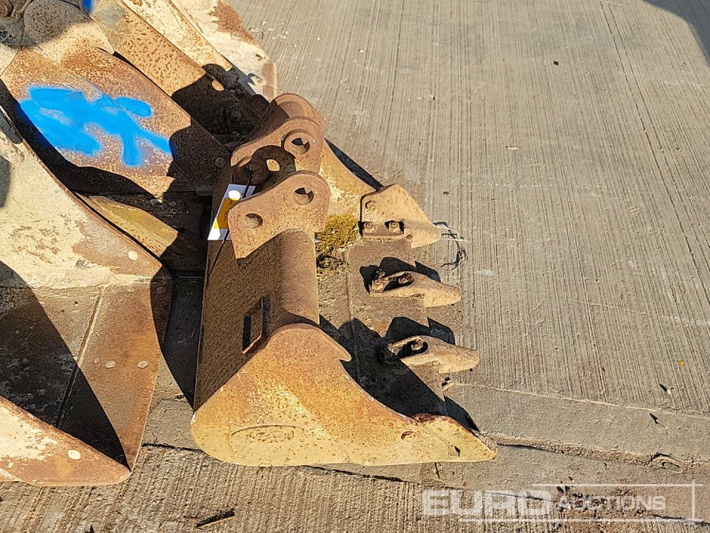 Godet 36", 24", 18", 12", 10" Digging Bucket 30-40mm Pin to suit Mini Excavator: photos 10