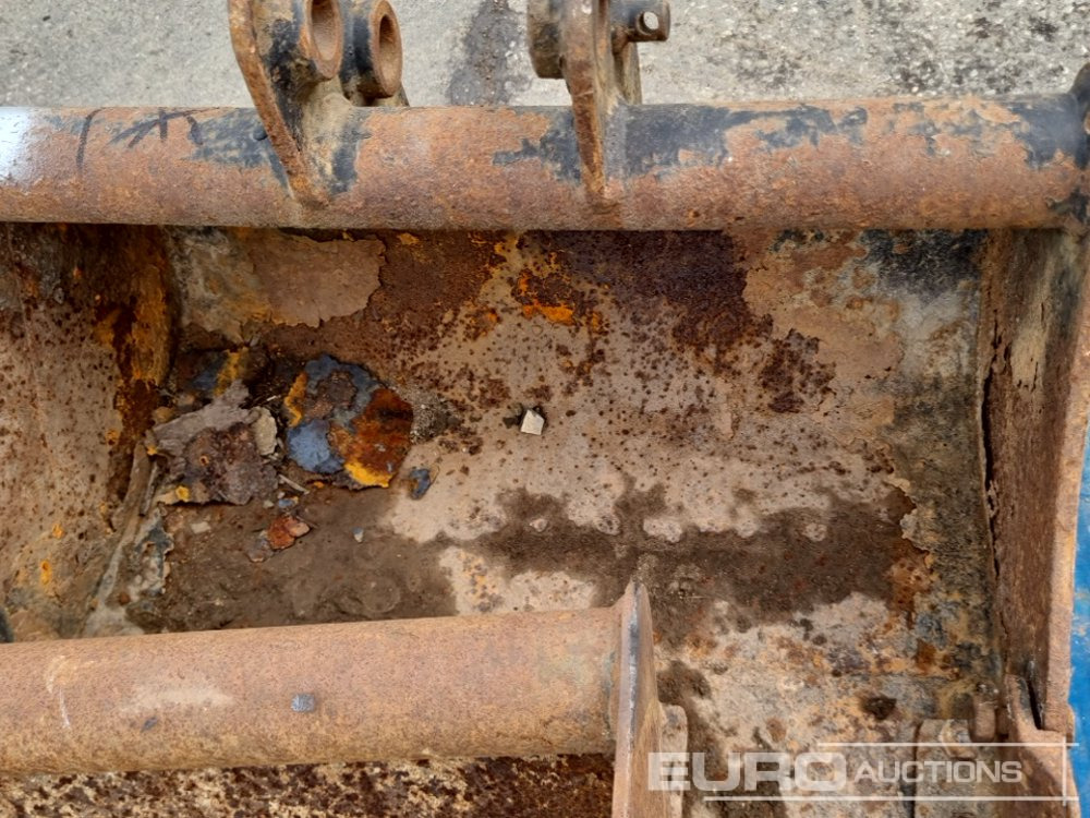 Godet 36" Ditching, 24", 18" Digging Bucket 30mm Pin to suit Mini Excavator: photos 9