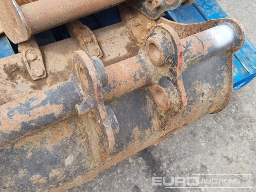 Godet 36" Ditching, 24", 18" Digging Bucket 30mm Pin to suit Mini Excavator: photos 10