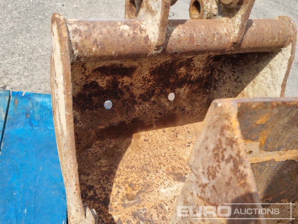 Godet 36" Ditching, 24", 18" Digging Bucket 30mm Pin to suit Mini Excavator: photos 14