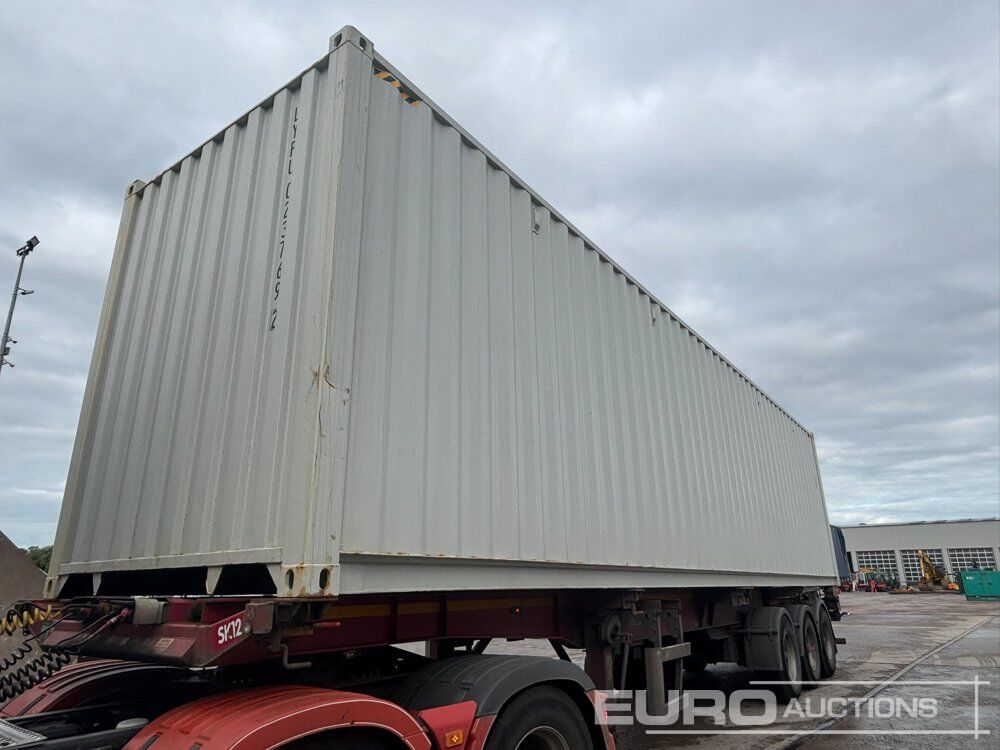 40' x 8' Container, 4 Side Doors, End Door (Cannot Be Reconsigned) - Conteneur maritime: photos 4 40' x 8' Container, 4 Side Doors, End Door (Cannot Be Reconsigned) - Conteneur maritime: photos 4