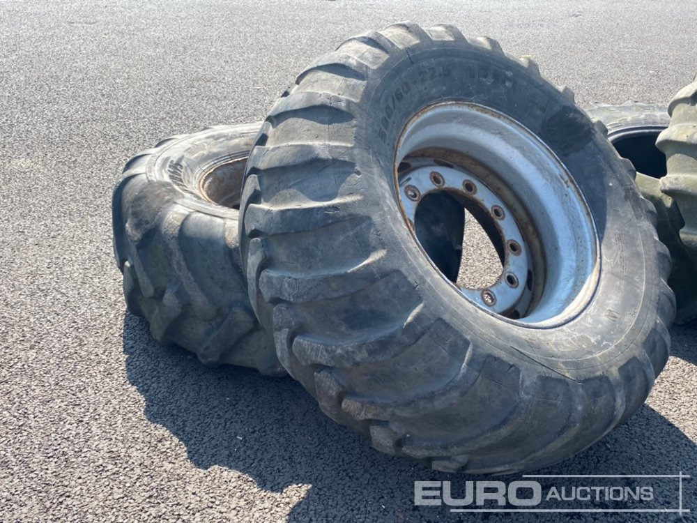 500/60-22.5 Tyre & Rim (2 of) - Pneu: photos 1 500/60-22.5 Tyre & Rim (2 of) - Pneu: photos 1
