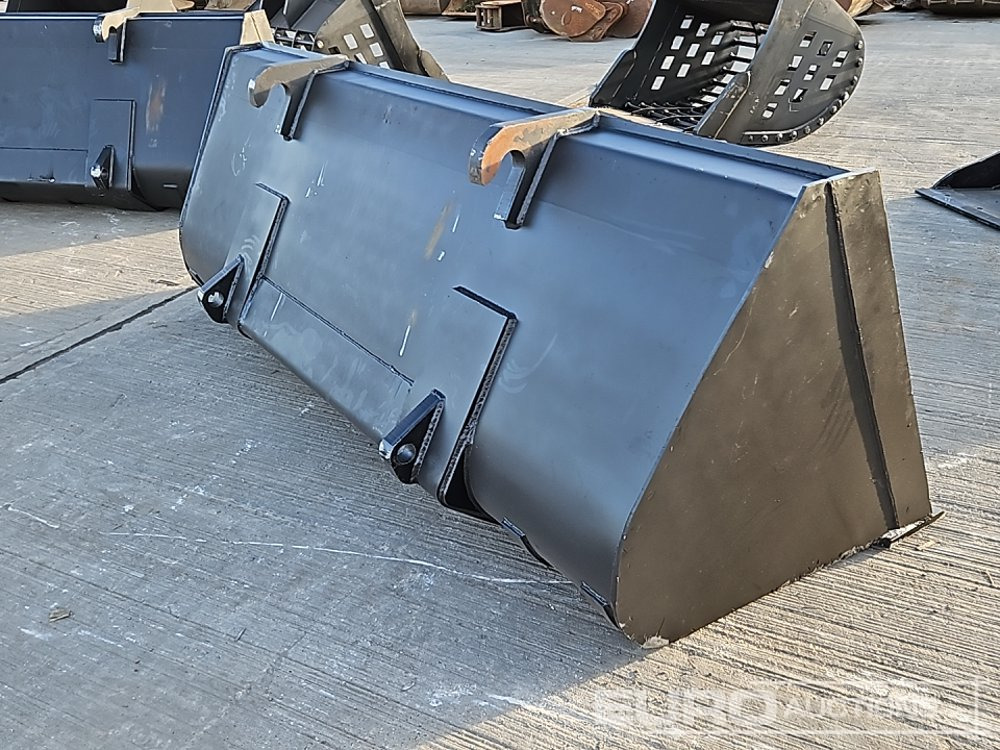 90" Loading Bucket to suit Telehandler - Godet: photos 5 90" Loading Bucket to suit Telehandler - Godet: photos 5