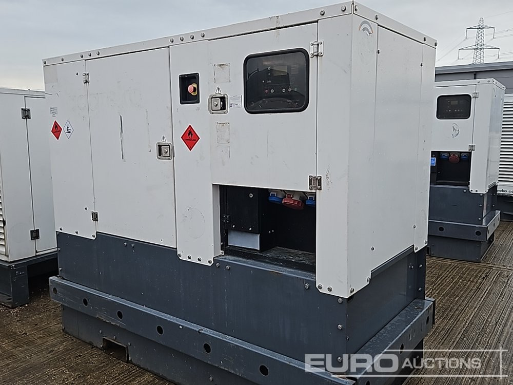 Aggreko 30kVA Generator, John Deere Engine - Groupe électrogène: photos 3 Aggreko 30kVA Generator, John Deere Engine - Groupe électrogène: photos 3