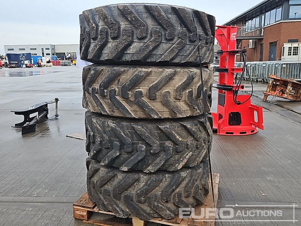 Alliance 400/80-24 Tyre (4 of) - Pneu: photos 1 Alliance 400/80-24 Tyre (4 of) - Pneu: photos 1