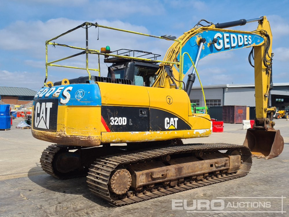 CAT 320D - Pelle sur chenille: photos 5 CAT 320D - Pelle sur chenille: photos 5