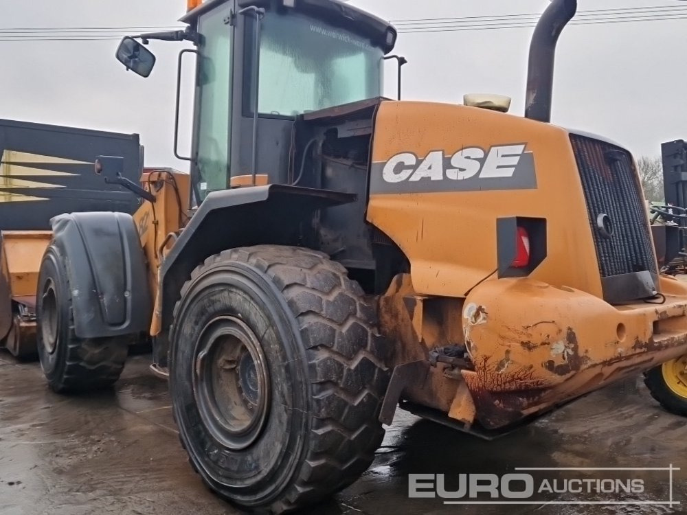 Case 821E - Chargeuse sur pneus: photos 2 Case 821E - Chargeuse sur pneus: photos 2
