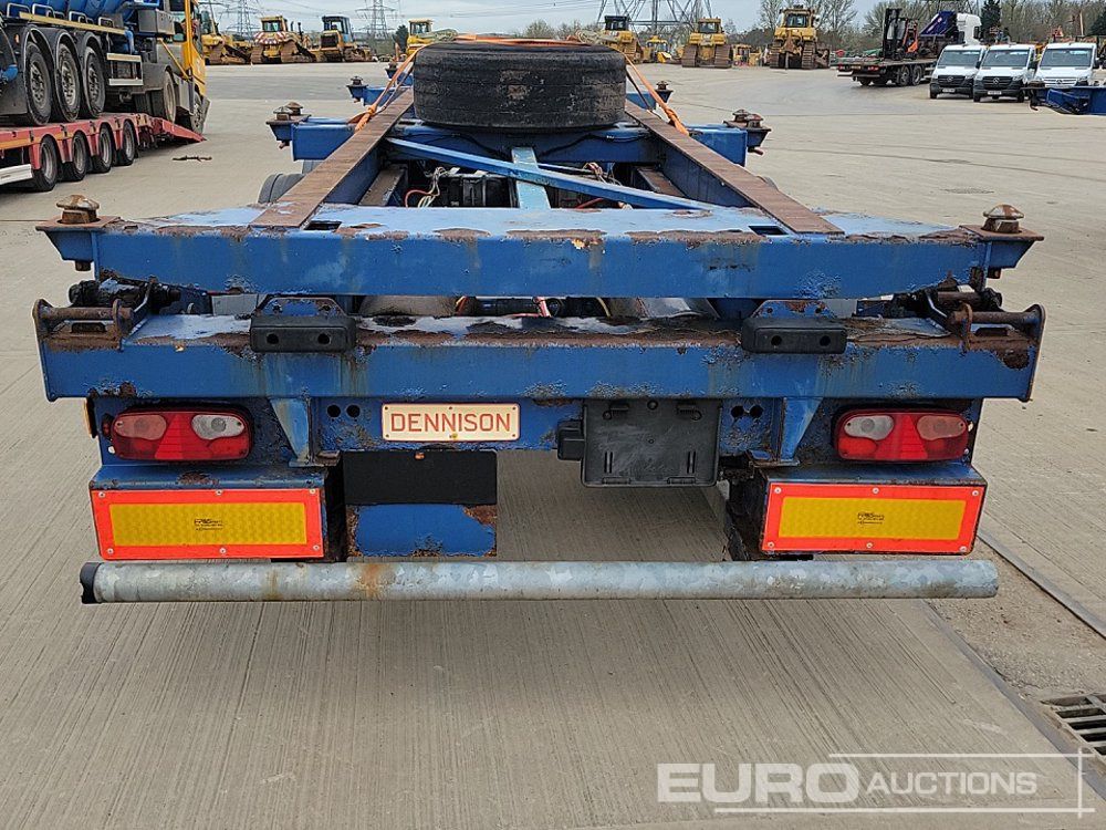 Dennison Trailers Tri Axle Extendable SkeletonTrailer, Twist Locks - Semi-remorque châssis: photos 4 Dennison Trailers Tri Axle Extendable SkeletonTrailer, Twist Locks - Semi-remorque châssis: photos 4