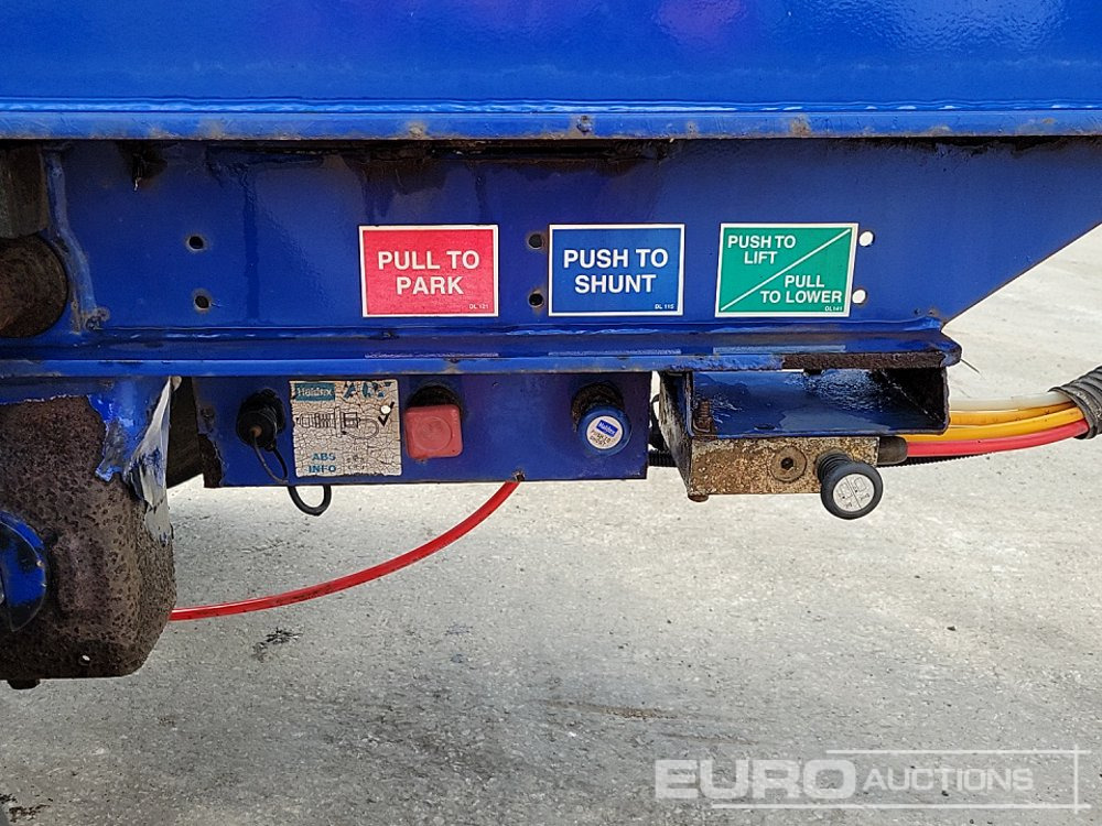 Semi-remorque plateau Dennison Trailers Tri Axle Skelton Trailer, Lift Axle: photos 22