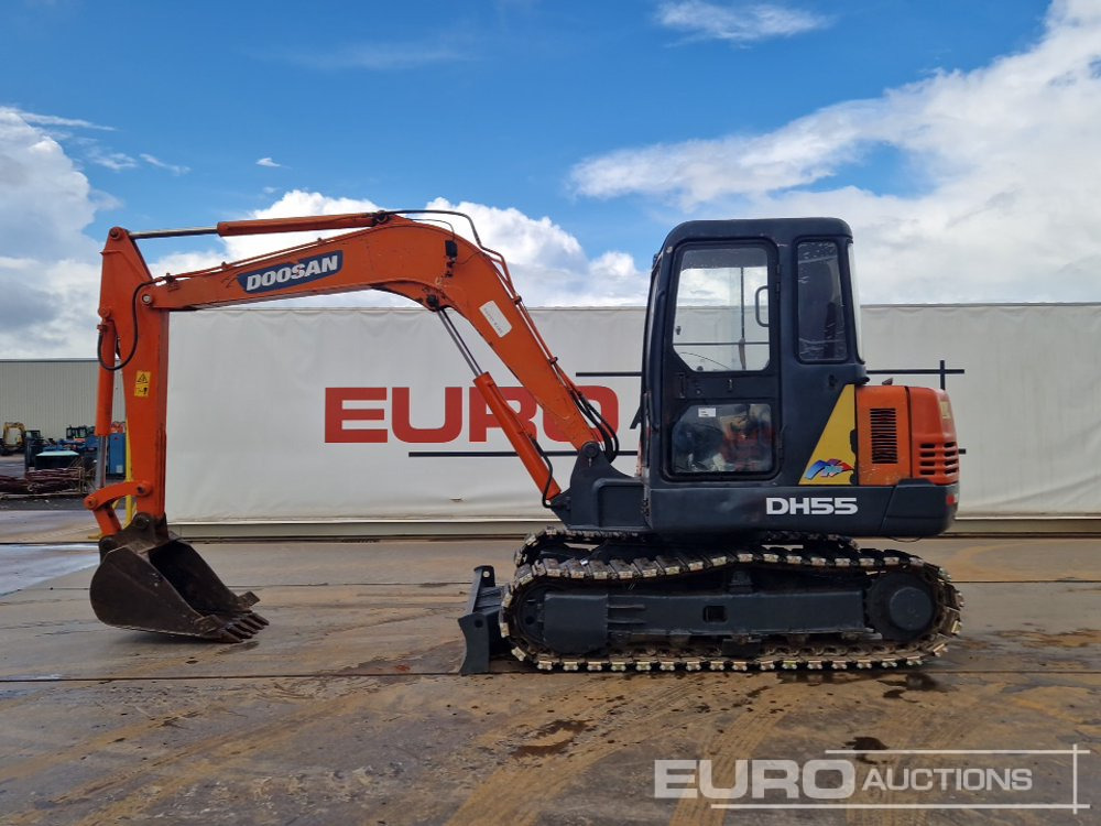 Doosan DH55-V - Mini pelle: photos 2 Doosan DH55-V - Mini pelle: photos 2