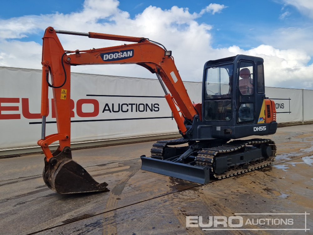 Doosan DH55-V - Mini pelle: photos 1 Doosan DH55-V - Mini pelle: photos 1