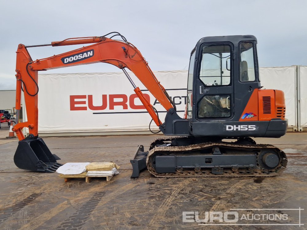 Doosan DH55-V - Mini pelle: photos 2 Doosan DH55-V - Mini pelle: photos 2