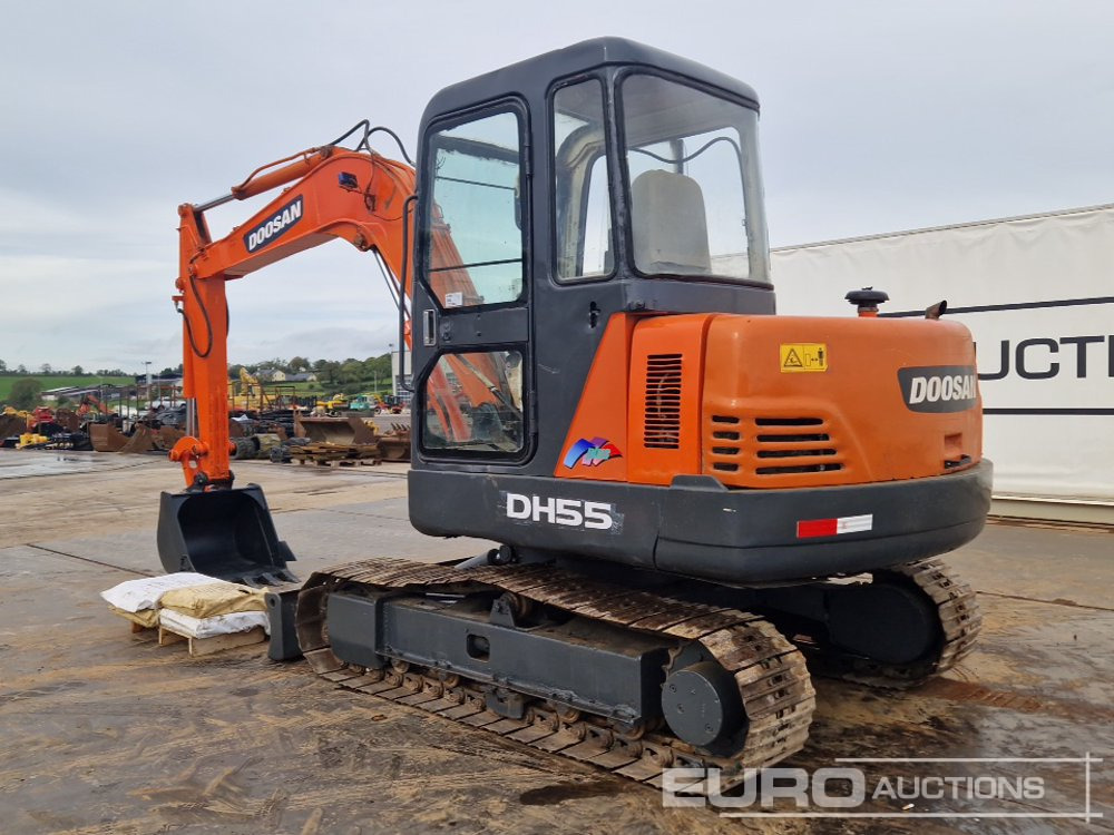 Doosan DH55-V - Mini pelle: photos 3 Doosan DH55-V - Mini pelle: photos 3