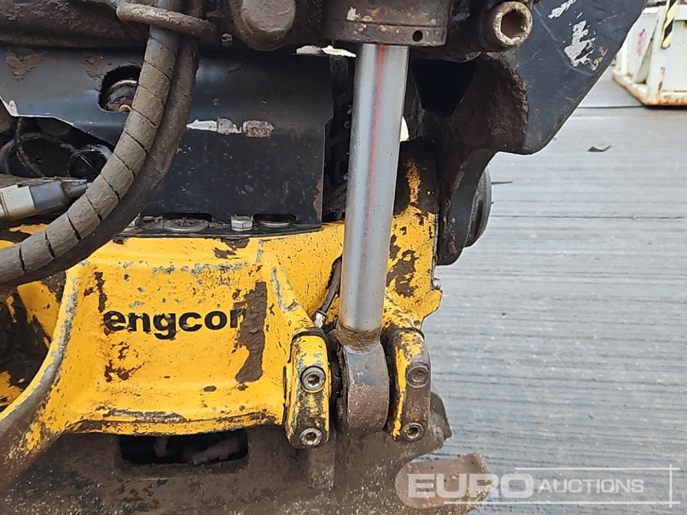 Attache rapide Engcon Hydraulic Tilt Rotator S60 Hitch to suit 12-20 Ton Excavator: photos 21