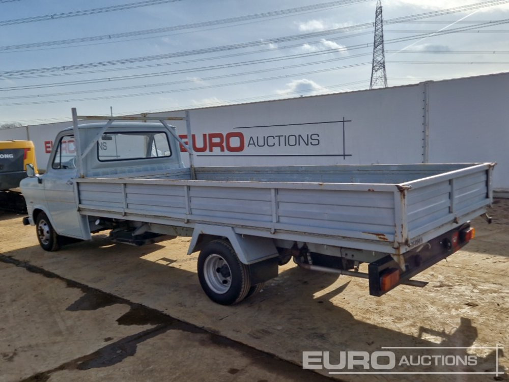 Ford LHD, 4 Speed Dropside Flatbed Pick Up (Italian Reg. Doc. Available) - Fourgon plateau: photos 3 Ford LHD, 4 Speed Dropside Flatbed Pick Up (Italian Reg. Doc. Available) - Fourgon plateau: photos 3