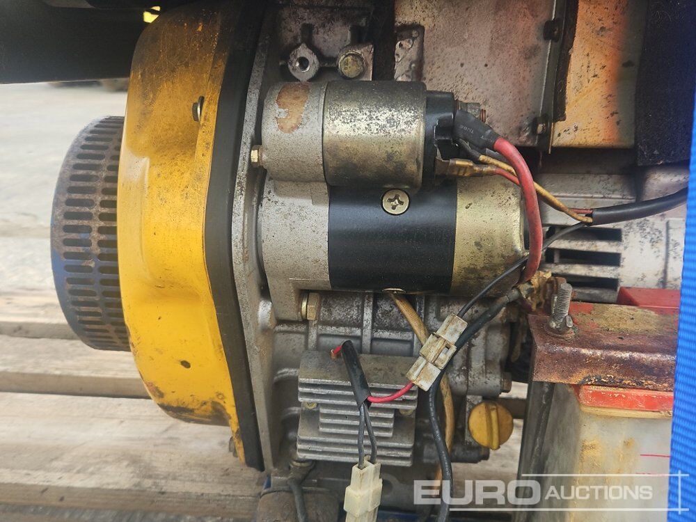 Groupe électrogène Generator, Diesel Engine: photos 10 Groupe électrogène Generator, Diesel Engine: photos 10