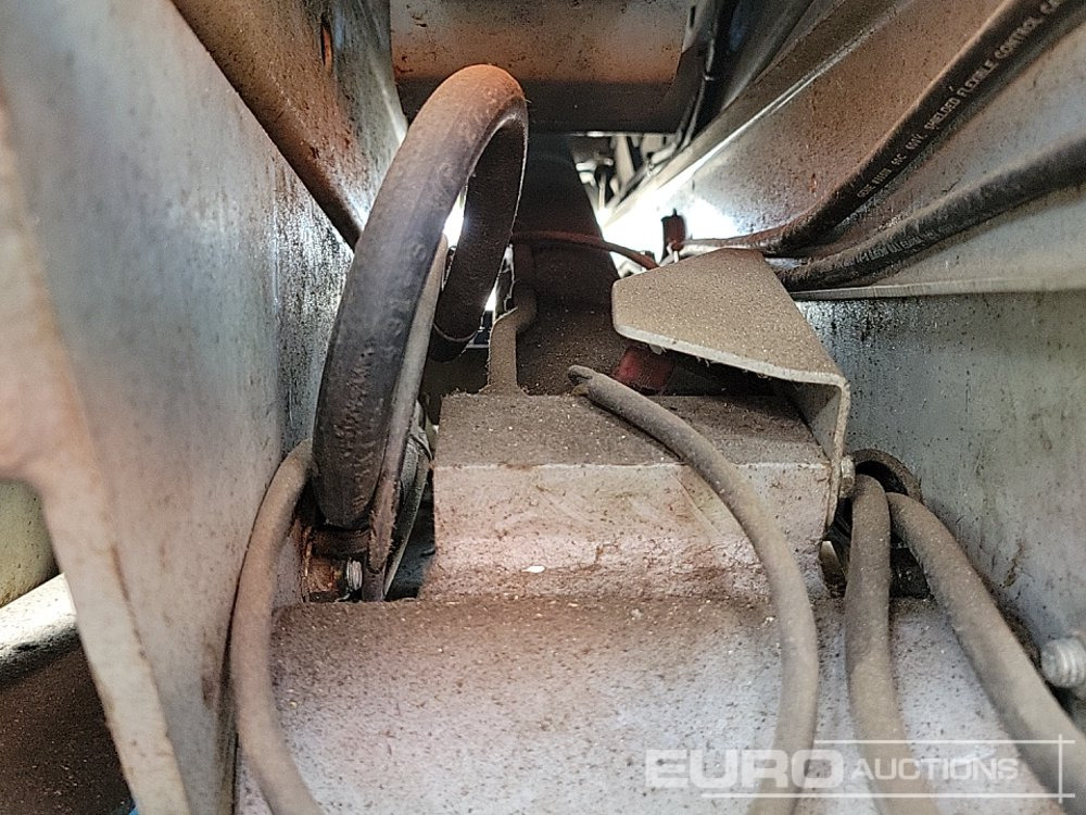 Nacelle Genie GS1930: photos 20
