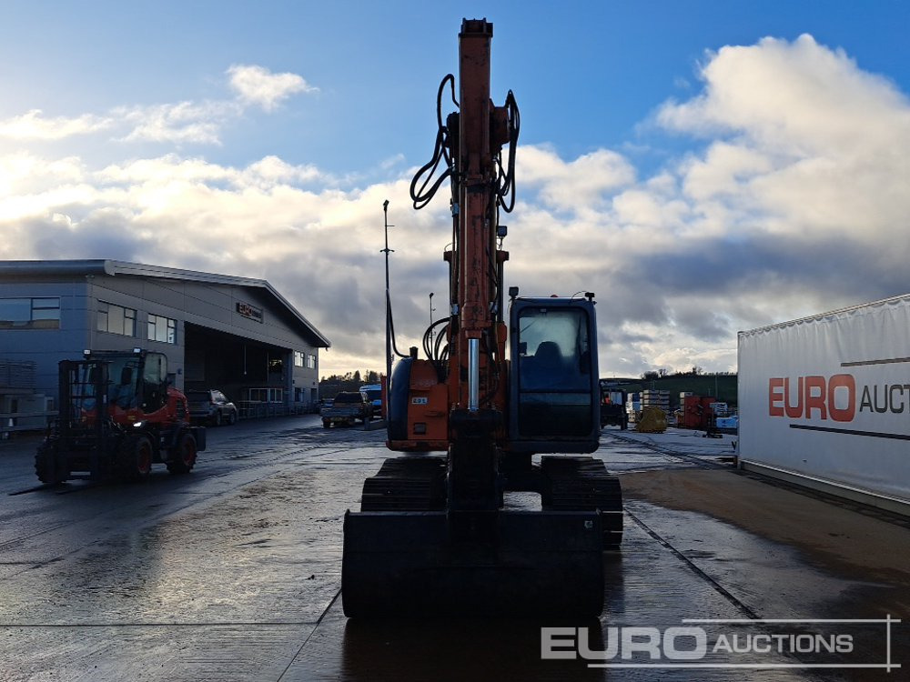 Pelle sur chenille Hitachi ZX135US: photos 8 Pelle sur chenille Hitachi ZX135US: photos 8