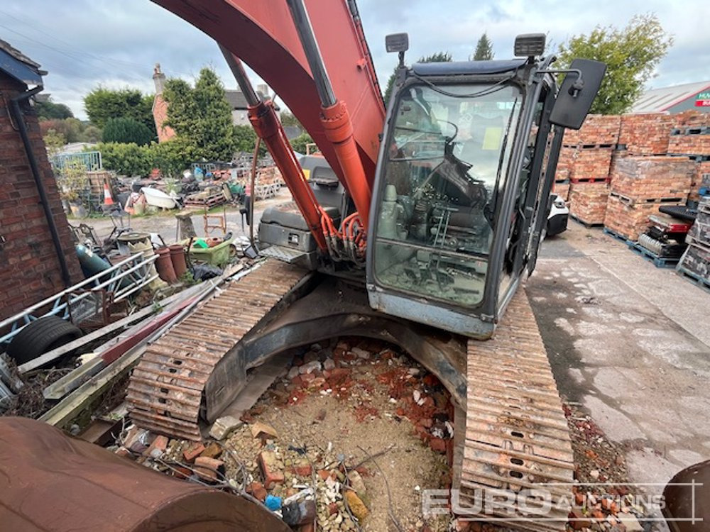 Hitachi ZX210LC-3 - Pelle sur chenille: photos 2 Hitachi ZX210LC-3 - Pelle sur chenille: photos 2