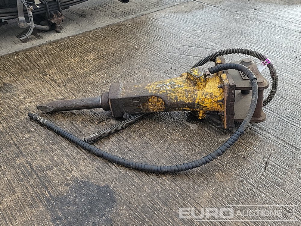Hydraulic Breaker 60mm Pin to suit 10 Ton Excavator - Marteau hydraulique: photos 2 Hydraulic Breaker 60mm Pin to suit 10 Ton Excavator - Marteau hydraulique: photos 2