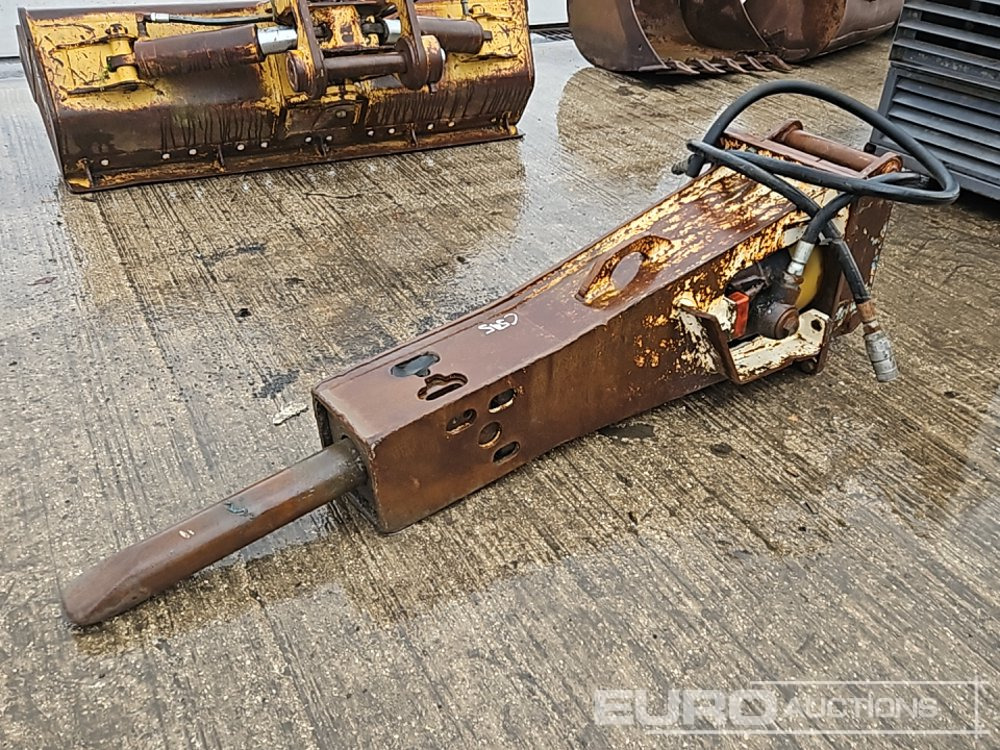 Hydraulic Breaker 65mm Pin to suit 13 Ton Excavator - Marteau hydraulique: photos 1 Hydraulic Breaker 65mm Pin to suit 13 Ton Excavator - Marteau hydraulique: photos 1