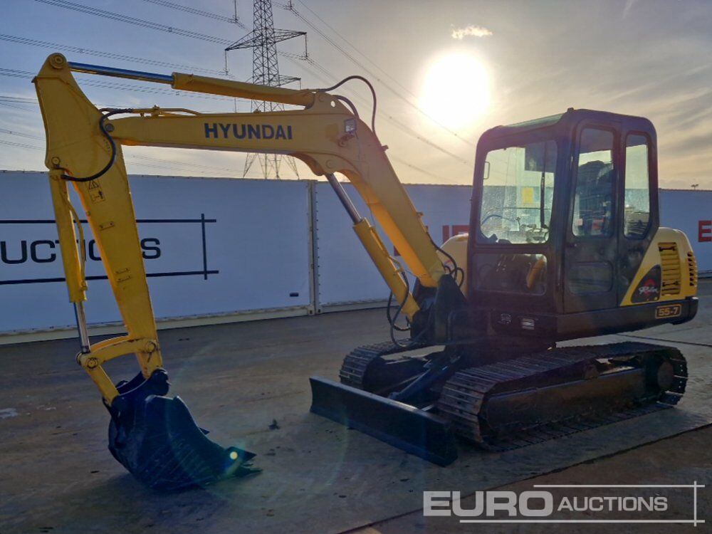 Hyundai R55-7 - Mini pelle: photos 1 Hyundai R55-7 - Mini pelle: photos 1