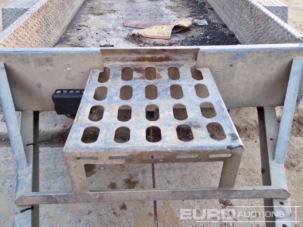 Remorque porte engin Indespension 2.7 Ton: photos 22