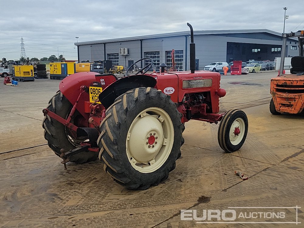 International B414 - Tracteur agricole: photos 5 International B414 - Tracteur agricole: photos 5