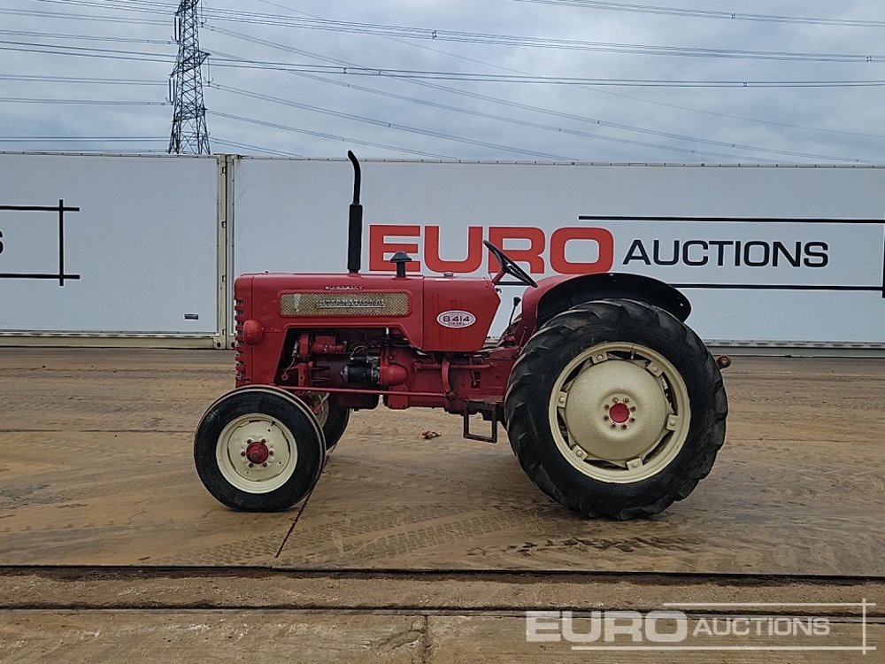 International B414 - Tracteur agricole: photos 2 International B414 - Tracteur agricole: photos 2