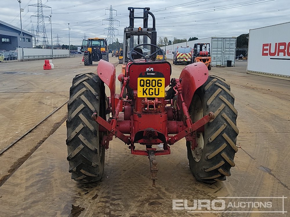 International B414 - Tracteur agricole: photos 4 International B414 - Tracteur agricole: photos 4
