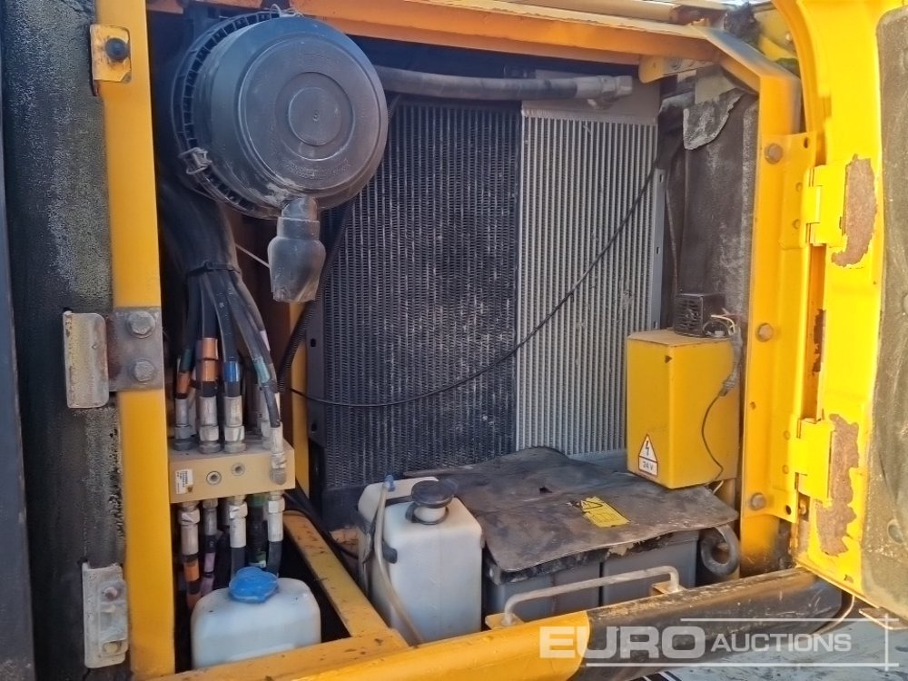 Pelle sur chenille JCB JS130LC: photos 43 Pelle sur chenille JCB JS130LC: photos 43