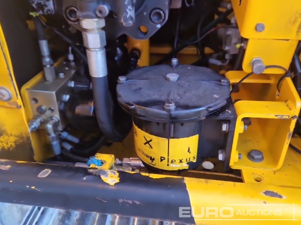 Pelle sur chenille JCB JS130LC: photos 50 Pelle sur chenille JCB JS130LC: photos 50