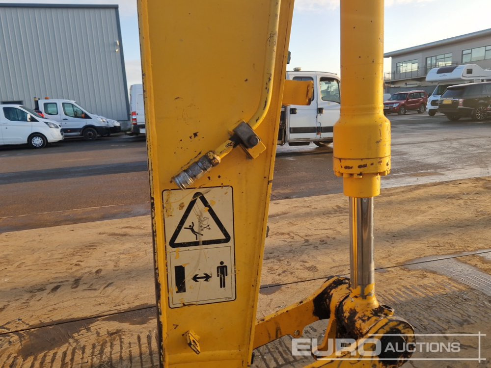 Pelle sur chenille JCB JS130LC: photos 33 Pelle sur chenille JCB JS130LC: photos 33