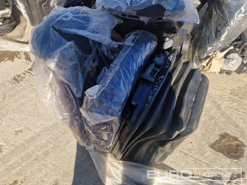 Moteur JCB Operator Seat (6 of): photos 16