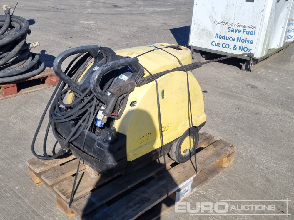 Karcher 250 Volt Pressure Washer - Nettoyeur haute pression: photos 1 Karcher 250 Volt Pressure Washer - Nettoyeur haute pression: photos 1