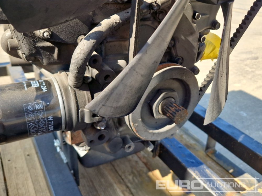 Moteur Kubota 4 Cylinder Engine: photos 10