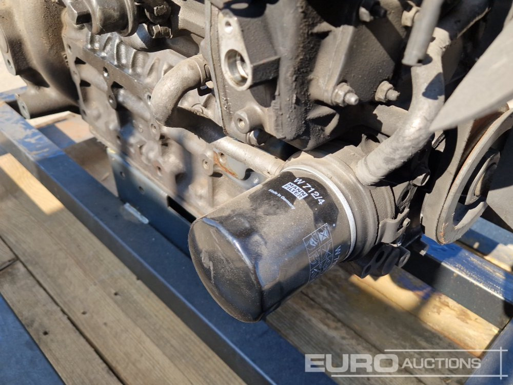 Moteur Kubota 4 Cylinder Engine: photos 11