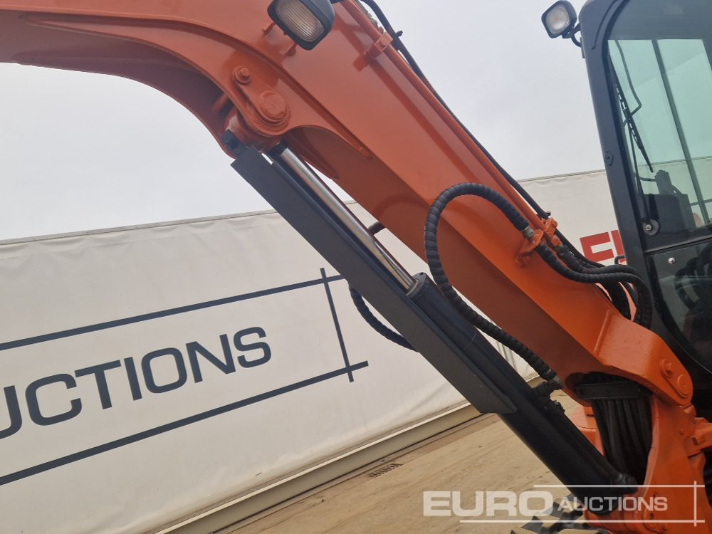 Mini pelle Kubota U55-4: photos 15 Mini pelle Kubota U55-4: photos 15