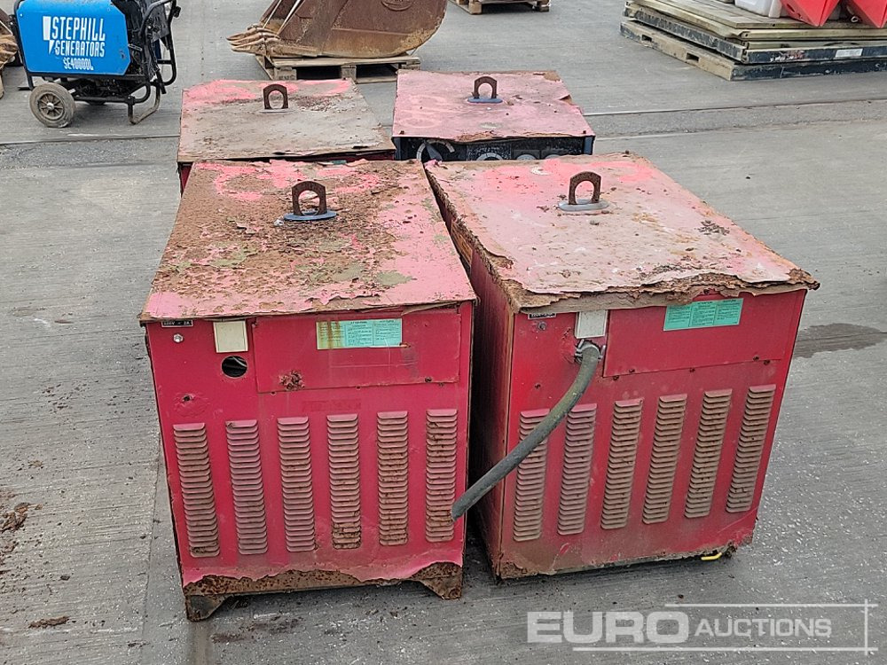 Lincoln Electric 415Volt Welder (4 of, Parts Missing) - Groupe électrogène: photos 2 Lincoln Electric 415Volt Welder (4 of, Parts Missing) - Groupe électrogène: photos 2