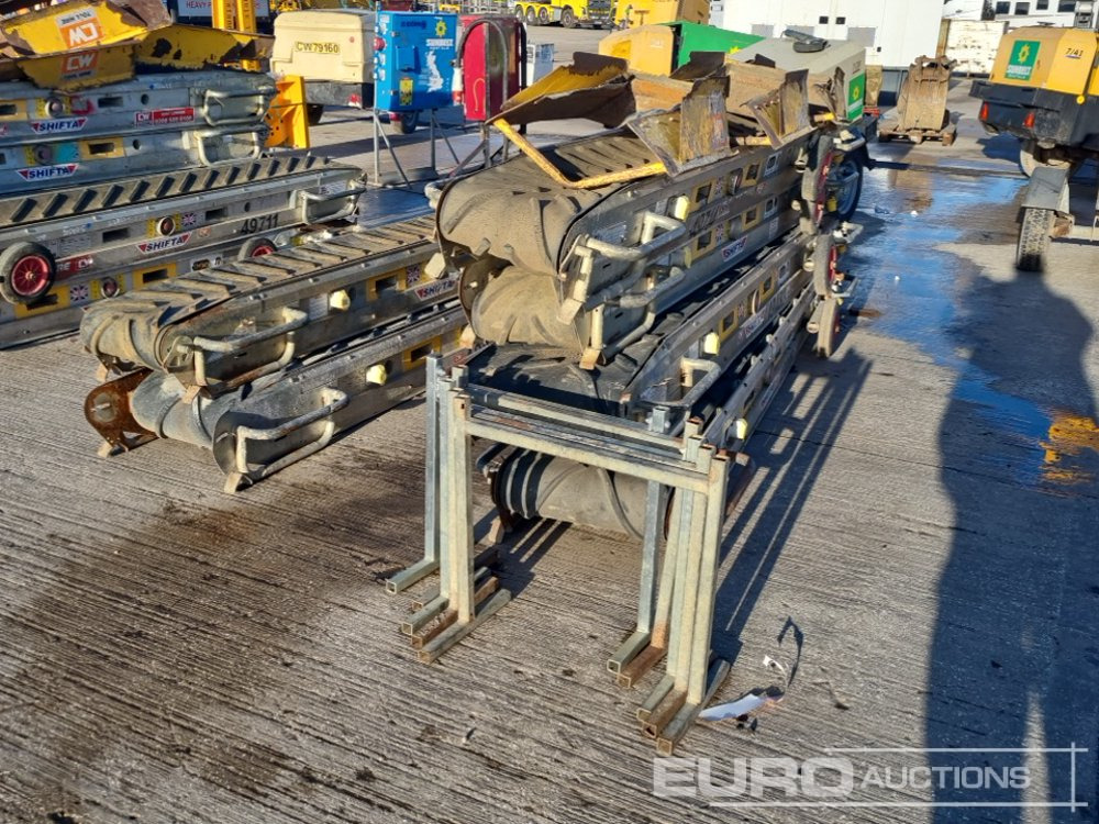 Mace Shifta - Convoyeur: photos 1 Mace Shifta - Convoyeur: photos 1