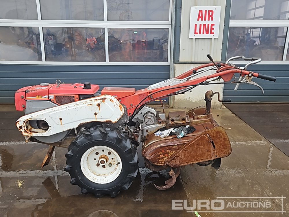 Mitsubishi CT601 - Machine agricole: photos 2 Mitsubishi CT601 - Machine agricole: photos 2