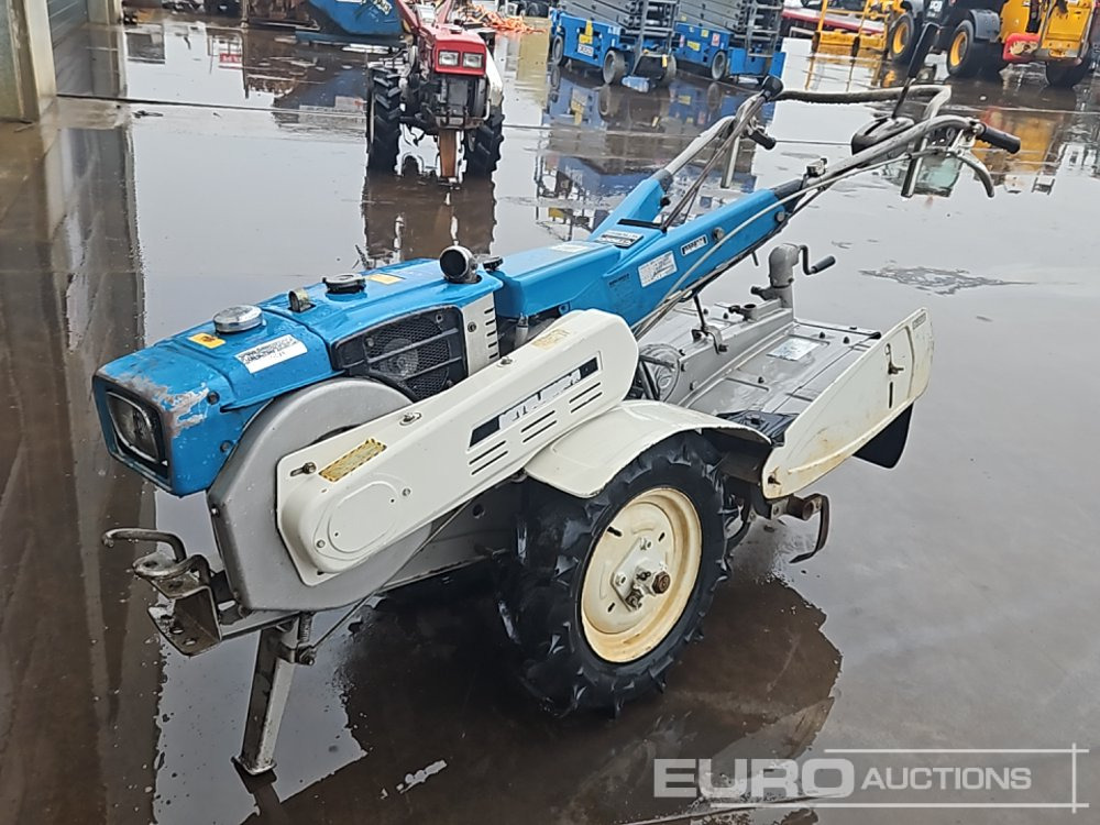 Mitsubishi CT800D - Machine agricole: photos 1 Mitsubishi CT800D - Machine agricole: photos 1